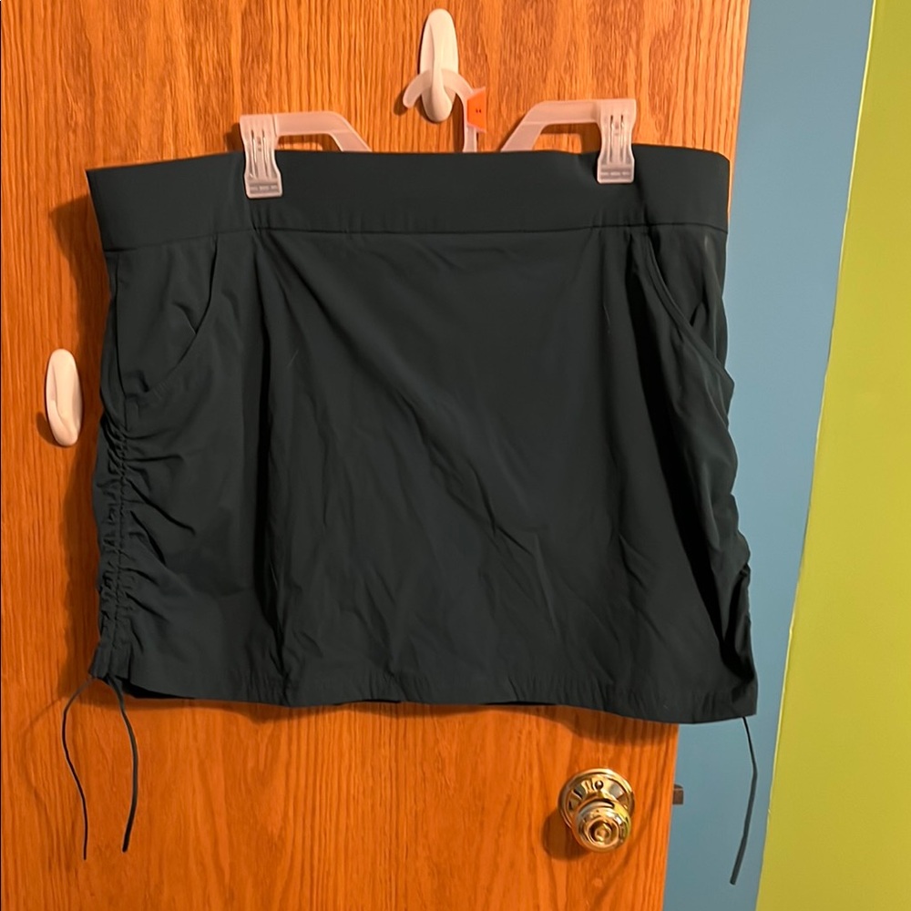 Columbia Green Ruched Skort XXL